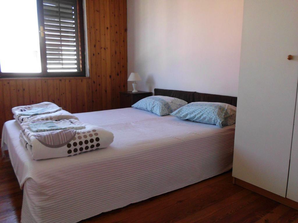 Apartments Ribic Umag Værelse billede
