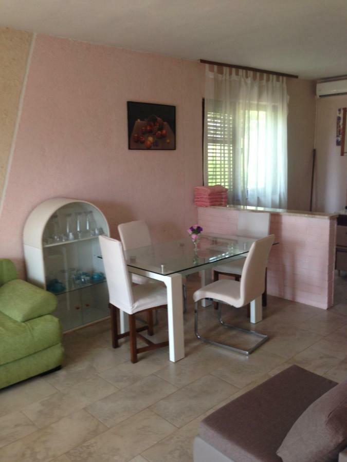 Apartments Ribic Umag Eksteriør billede