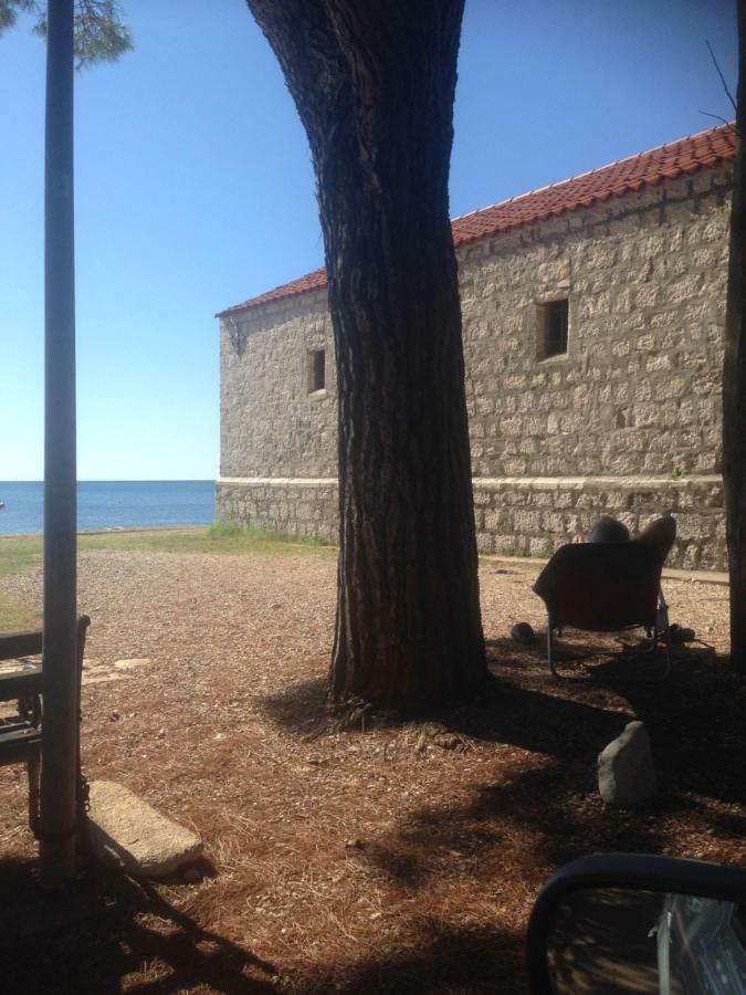 Apartments Ribic Umag Eksteriør billede
